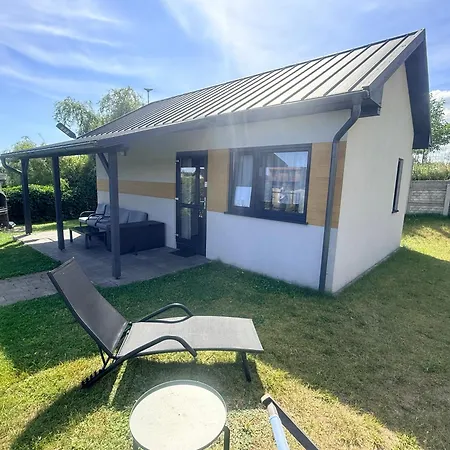 Domki-apartamenty Hals